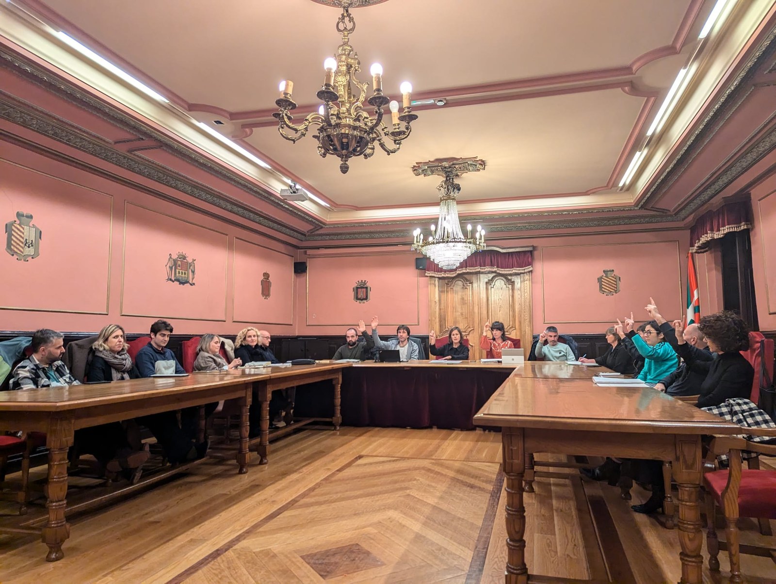 26,7 milioi euroko aurrekontua, kalitatezko zerbitzu publikoak eskaintzen jarraitzeko 26,7 milioi euroko aurrekontua, kalitatezko zerbitzu publikoak eskaintzen jarraitzeko