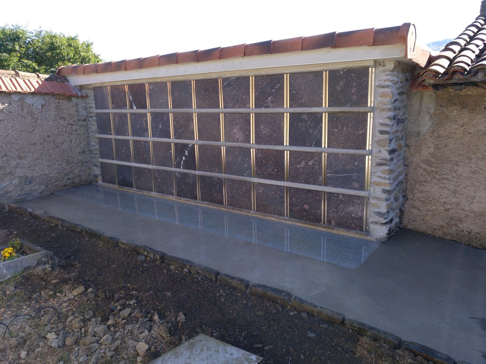 40 hezurtegi egin dira Urrestillako hilerrian, herritarren eskariari erantzuteko