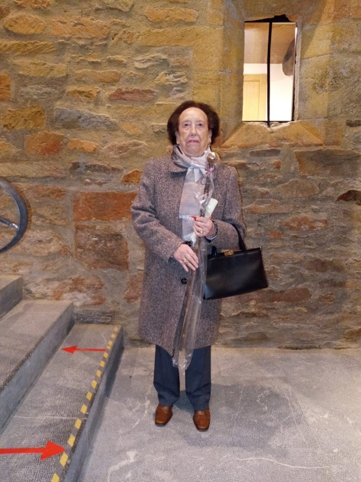 90 urteko herritarrei, esker onez