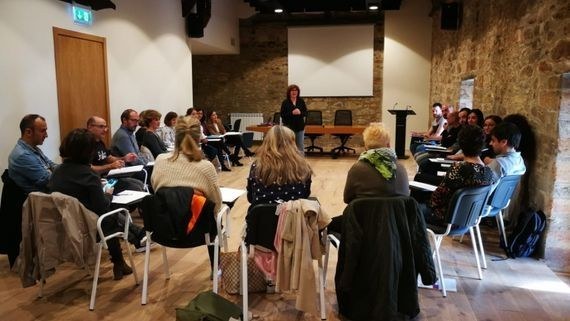 'Administrazio publikoekiko harremanak' ikastaroan izena emateko epea zabalik da