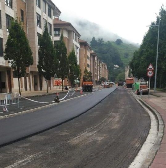 Asfaltatze eta konponketa lanak egingo dira herriko hainbat puntutan, bihartik aurrera