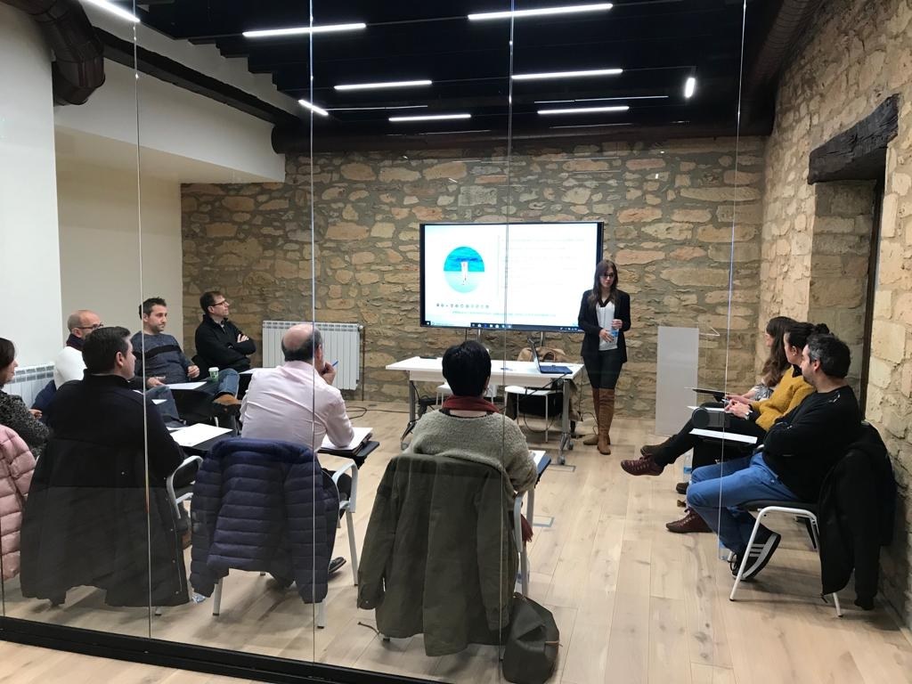 Bete dira ongizate emozionaleko eta literatura, artea eta historiako ikastaroak