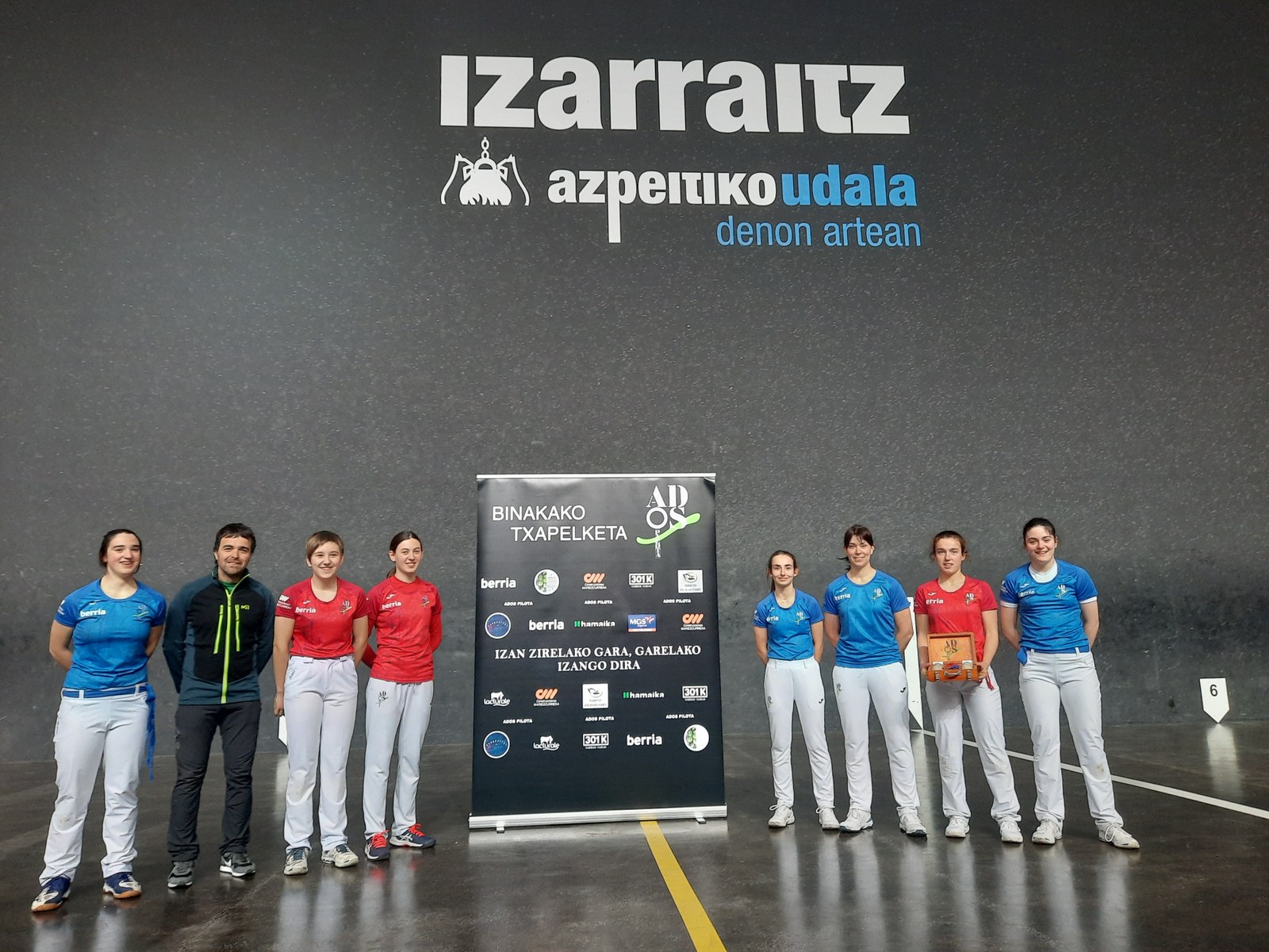 Binakako Txapelketa Nagusiko finalerdiak izango dira larunbata arratsaldean Izarraitz Pilotalekuan Binakako Txapelketa Nagusiko finalerdiak izango dira larunbata arratsaldean Izarraitz Pilotalekuan
