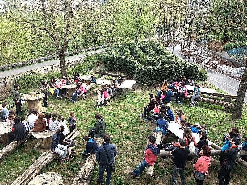 Elikadura eta Txoribox tailerra izango dira urrian, Ekoetxean