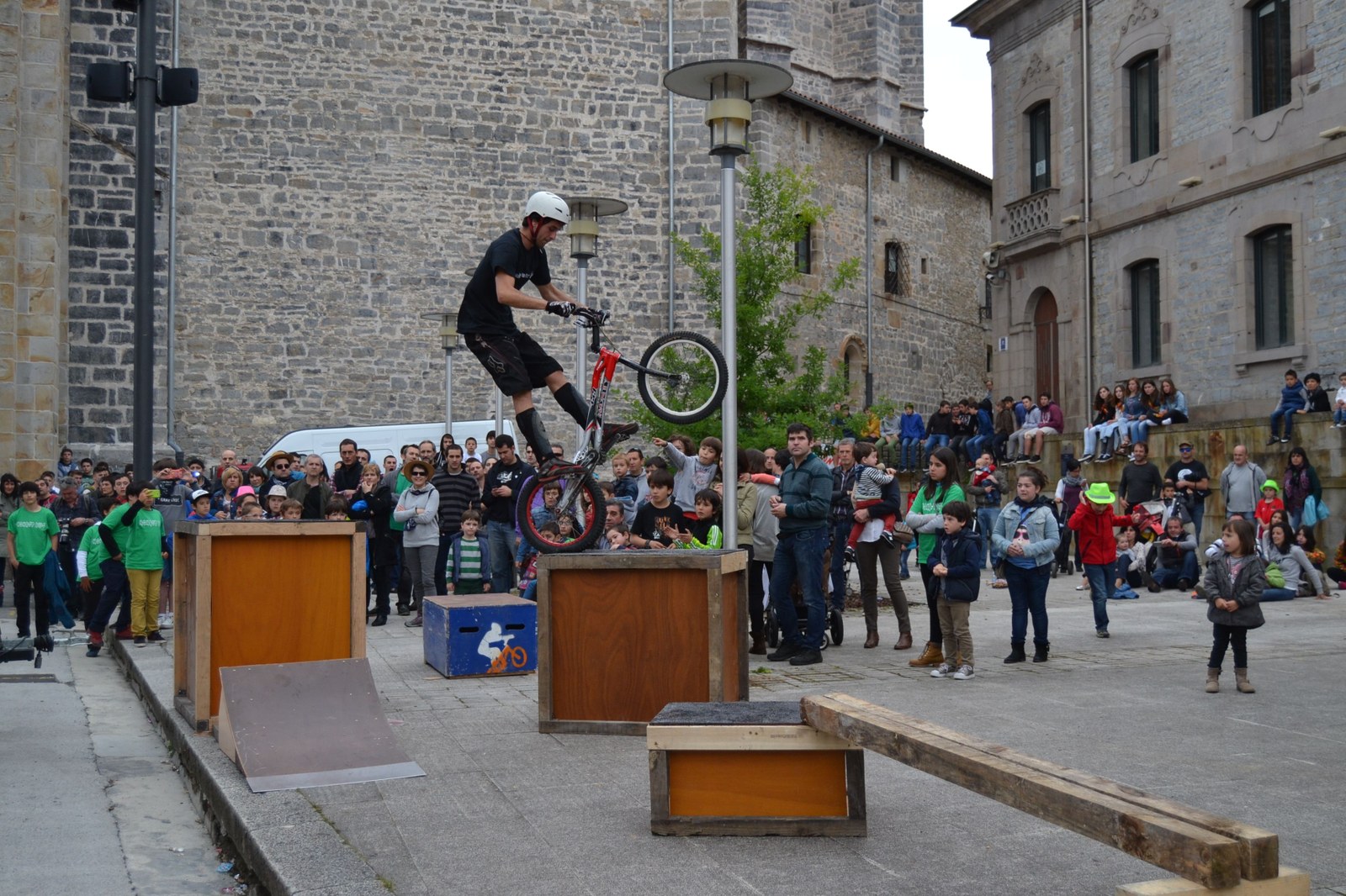 Funbox-en bigarren saio bat antolatu da larunbatean 18:30etan