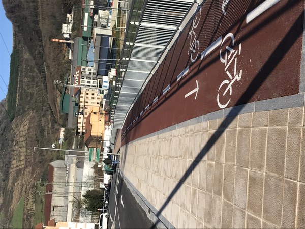 IMG-2009.jpg IMG 2009