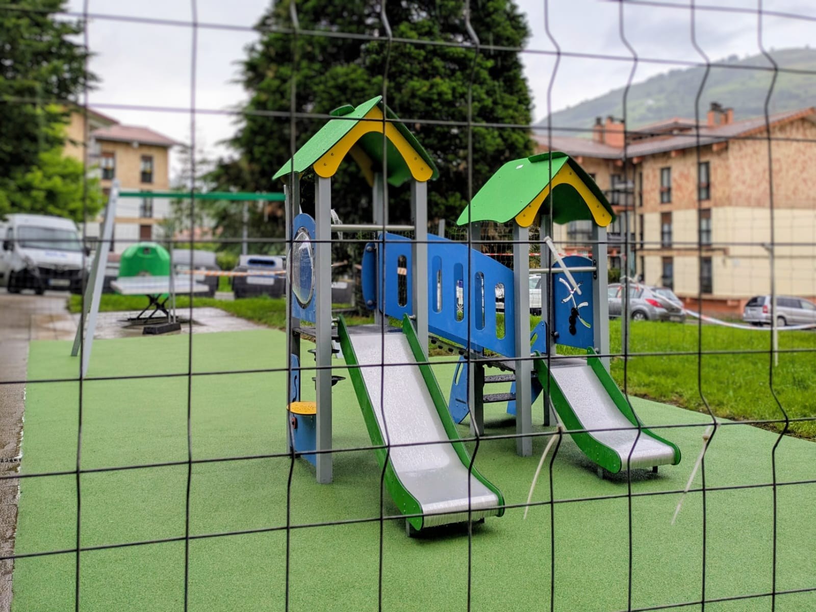 Gaur hasi dira Garmendiko parke berria jartzen