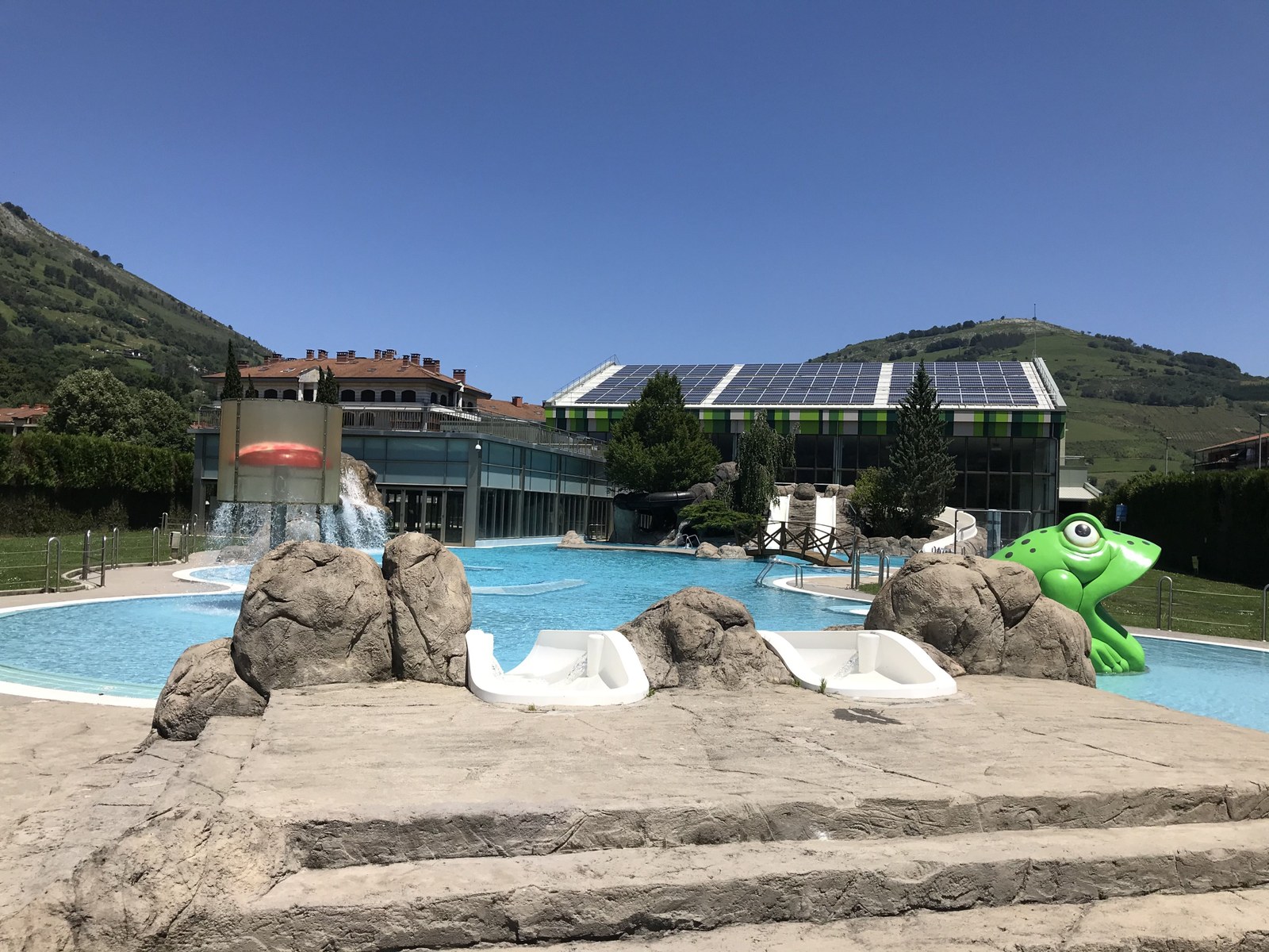 Gaurtik har daiteke kanpoko igerilekurako hitzordua