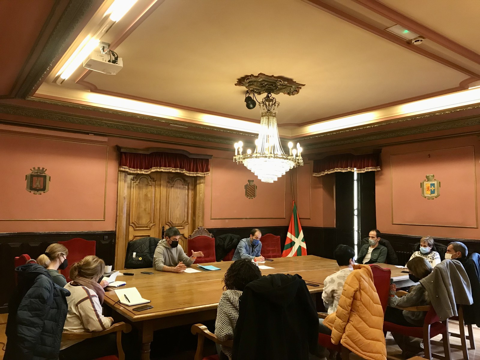 Haurren danborrada martxoaren 13an egitea adostu dute eragileek eta udalak