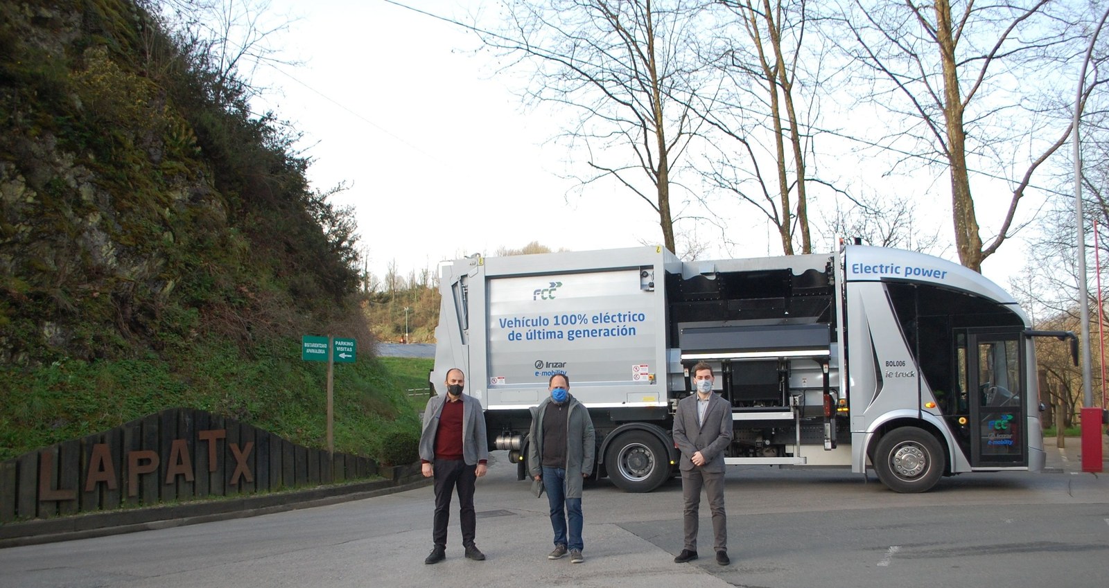 Hondakinak biltzeko %100 elektrikoa den kamioia, proban