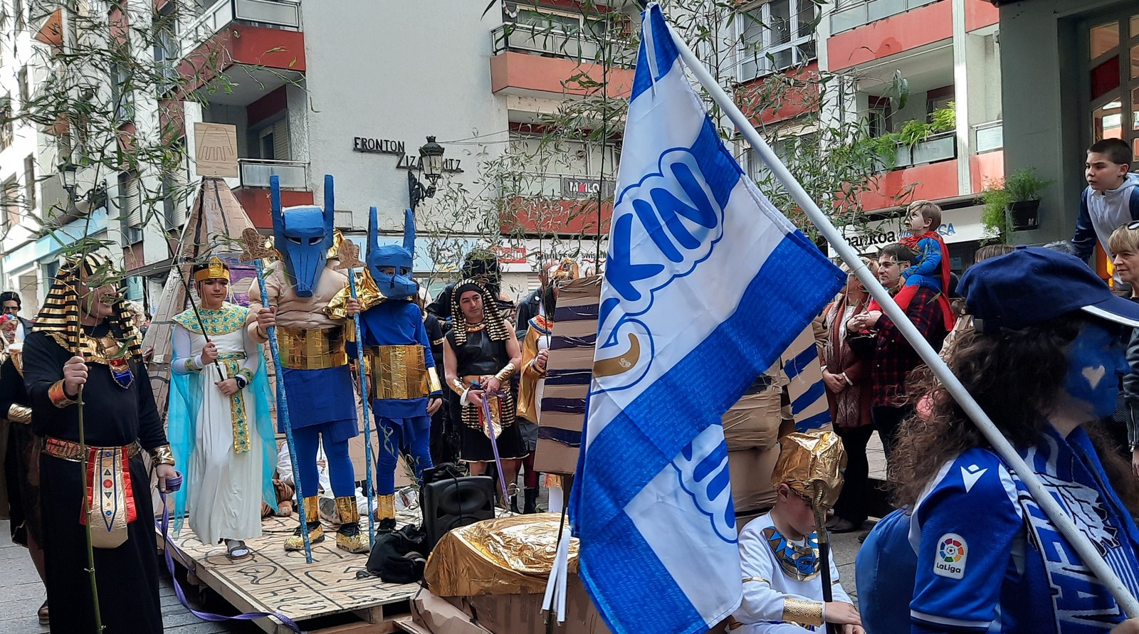 Dena prest karnabaletarako