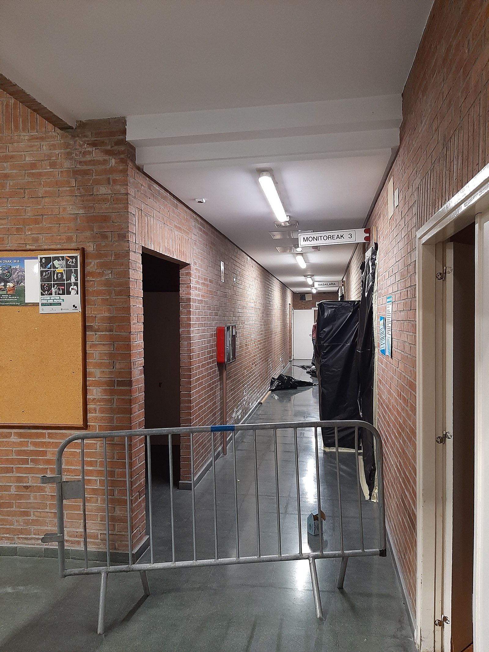 Kiroldegiko aldagelak berritzeko obrak hasi dira