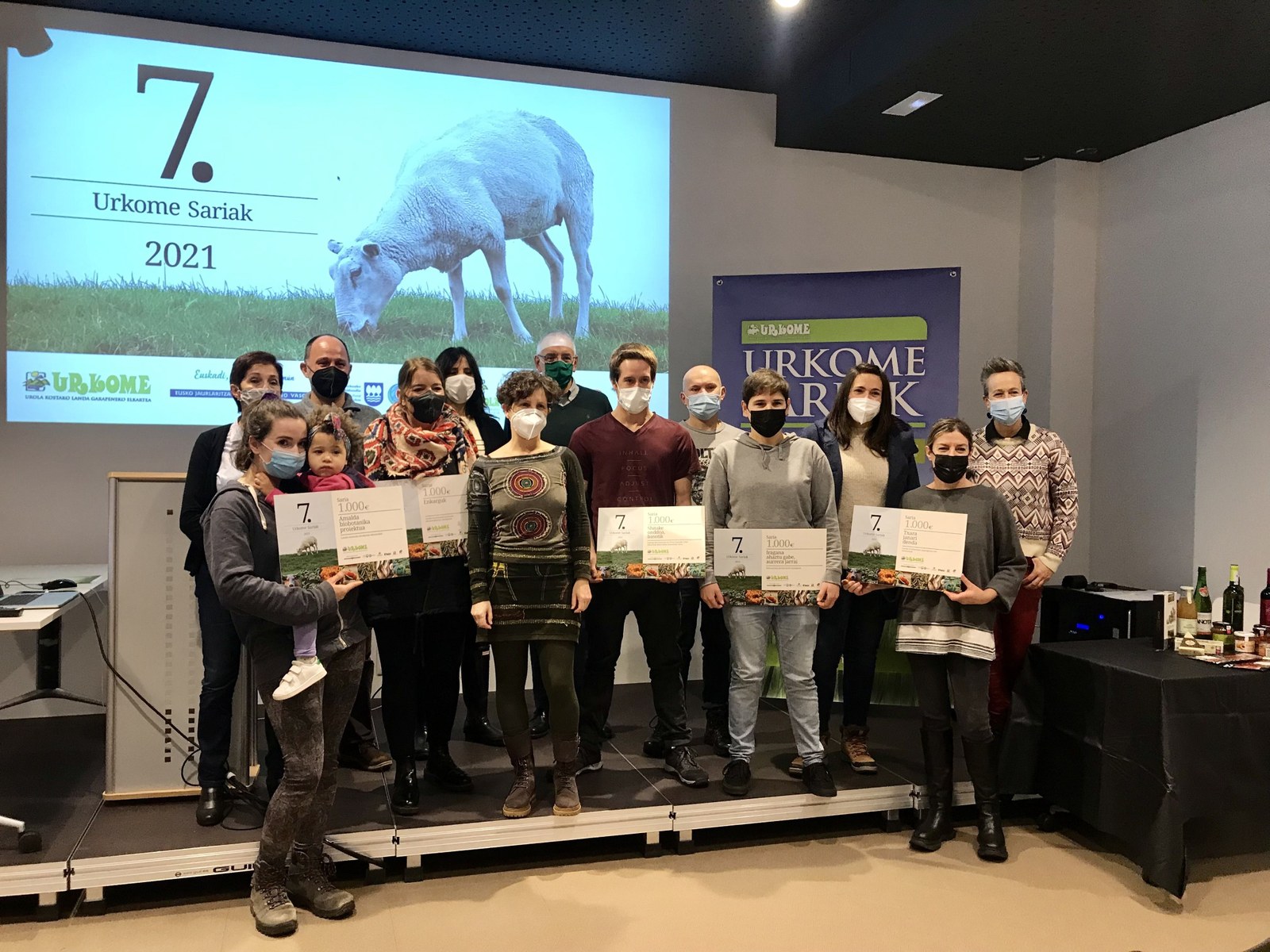 Landa eremuko proiektu berritzaileak eta ekintzailetasuna bultzatu dira Urkome sarien bidez