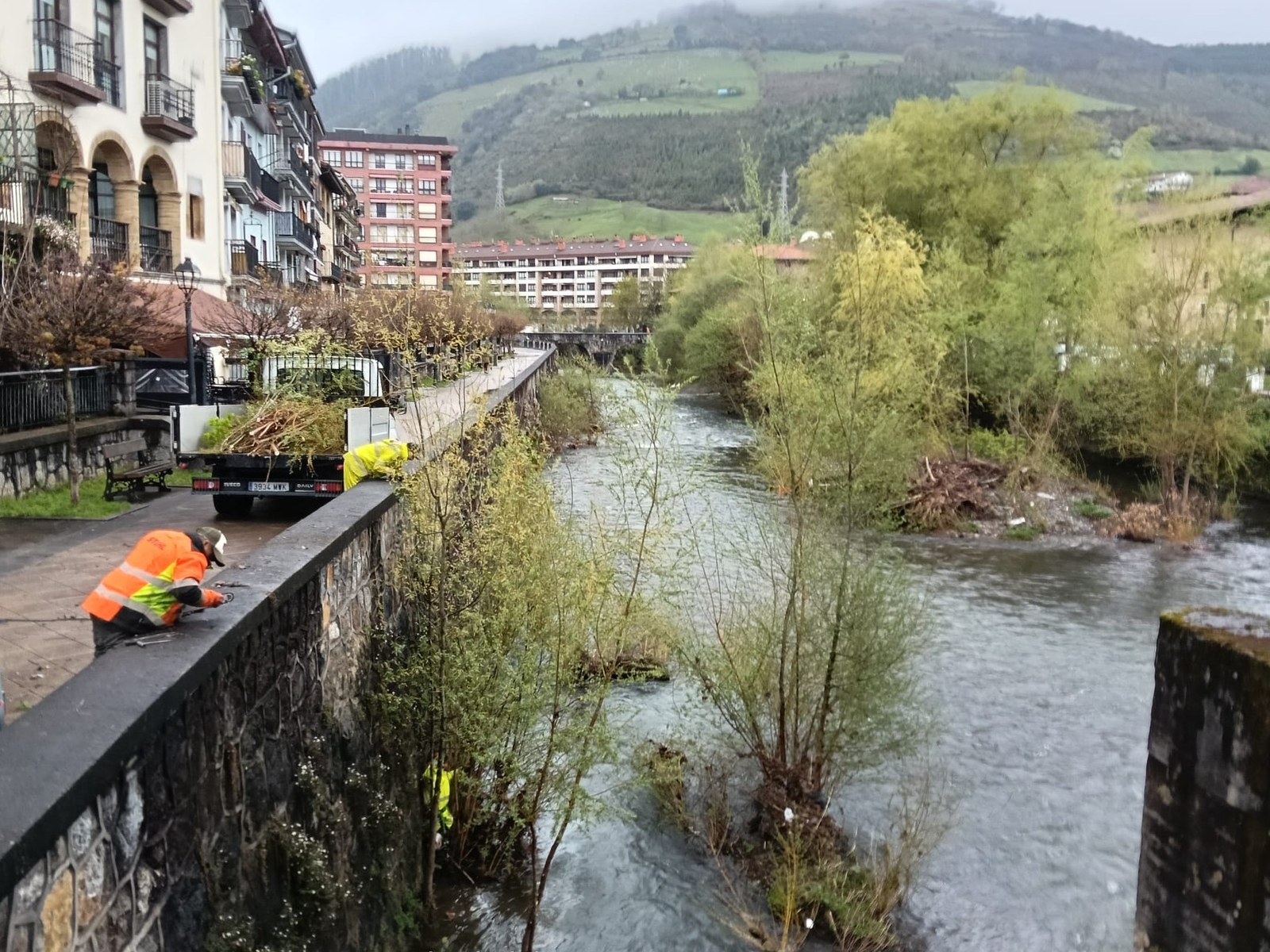 Landaredia arintzeko lanak, Urola ibaian
