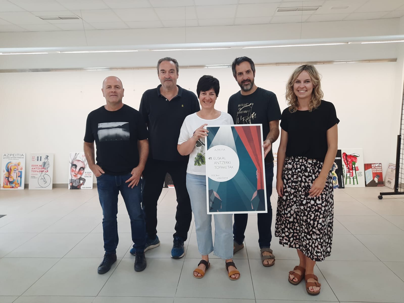 Leire Derteano Lizarralderen kartelak iragarriko ditu Euskal Antzerki Topaketak Leire Derteano Lizarralderen kartelak iragarriko ditu Euskal Antzerki Topaketak