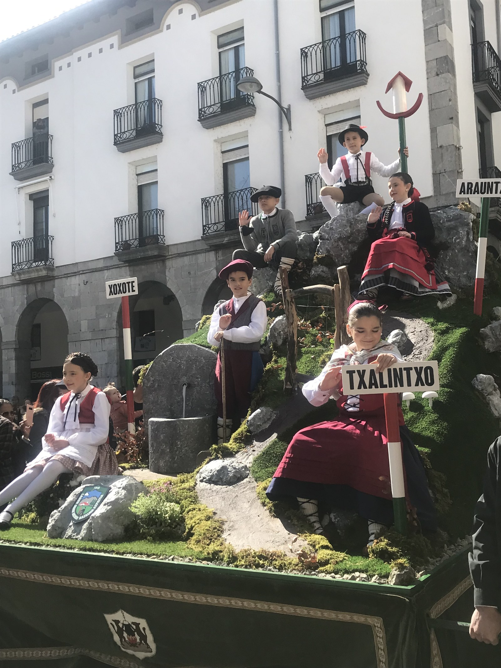 Sansebastian Eguneko karrozarako diseinu proposamenak aurkez daitezke azaroaren 30a bitartean Sansebastian Eguneko karrozarako diseinu proposamenak aurkez daitezke azaroaren 30a bitartean
