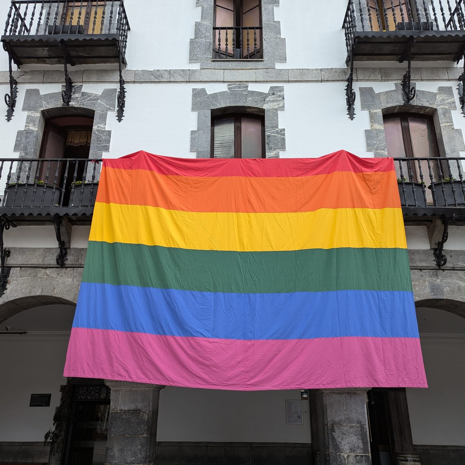 Sexu Askapenaren Nazioarteko Egunarekin bat egin du Azpeitiko Udalak