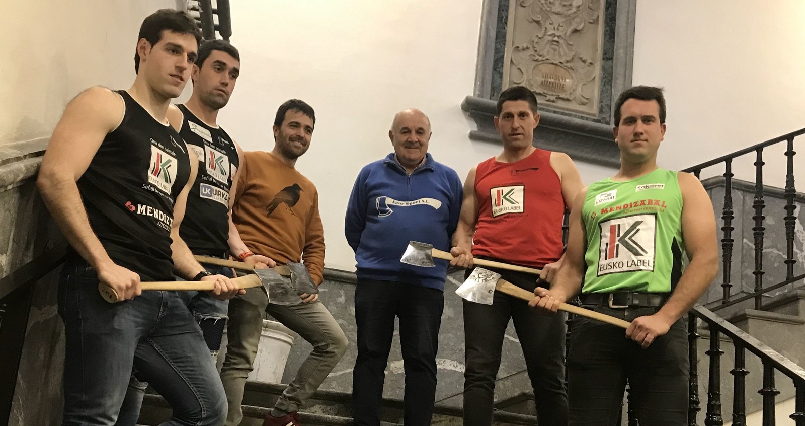Urrezko aizkolarien finalean lehia estua izango da larunbatean, Izarraitz frontoian Urrezko aizkolarien finalean lehia estua izango da larunbatean, Izarraitz frontoian